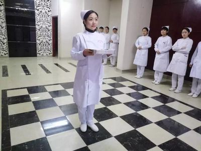 上蔡协和医院 | 护理部对新上岗护士进行《护士礼仪》培训
